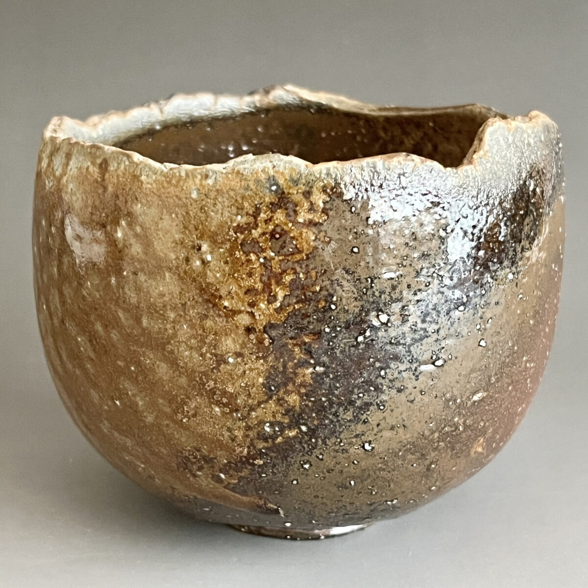 備前　窯変　茶碗