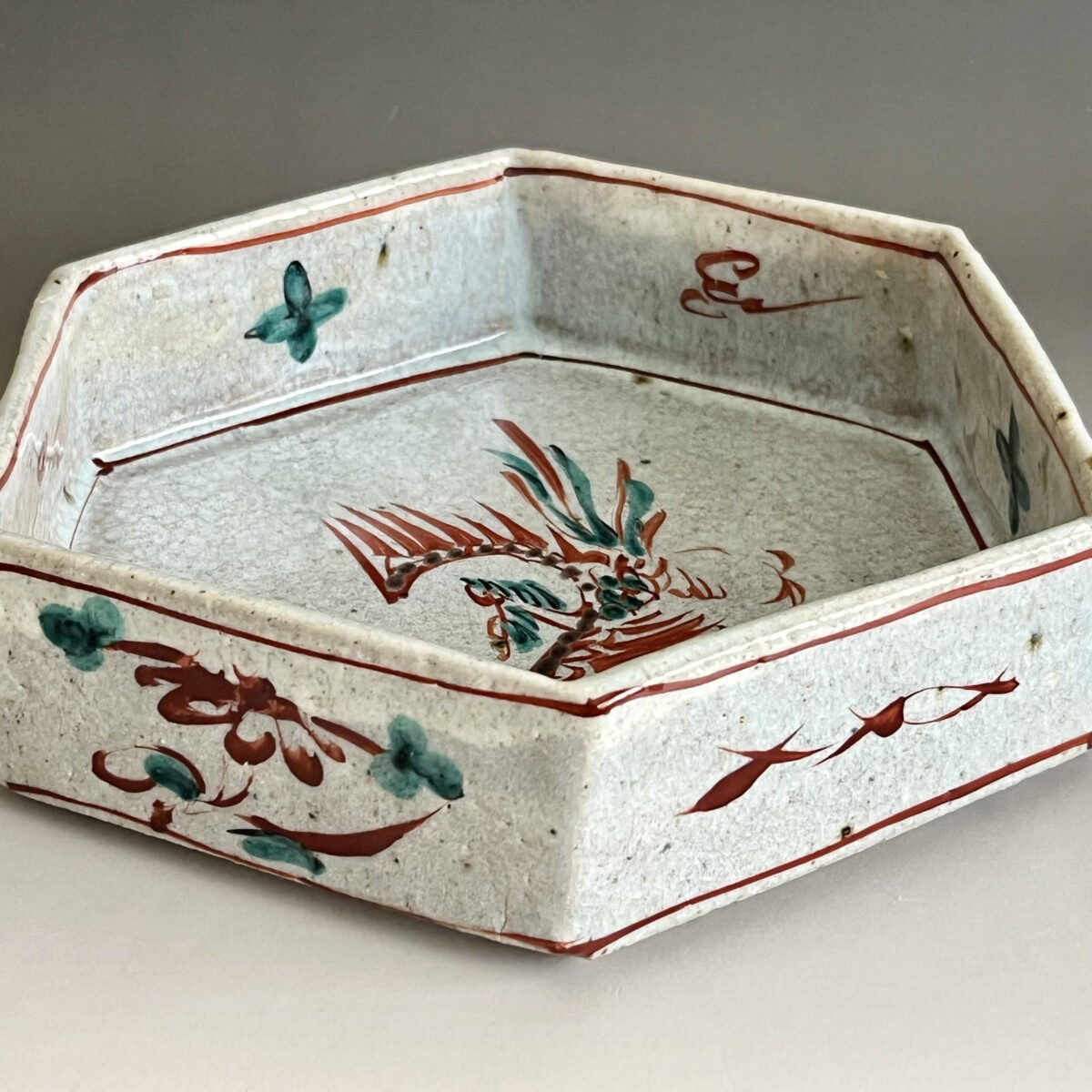 色絵　鳳凰文　亀甲鉢