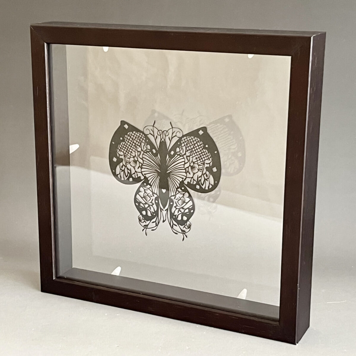 切り絵　マルチプル　蝶A