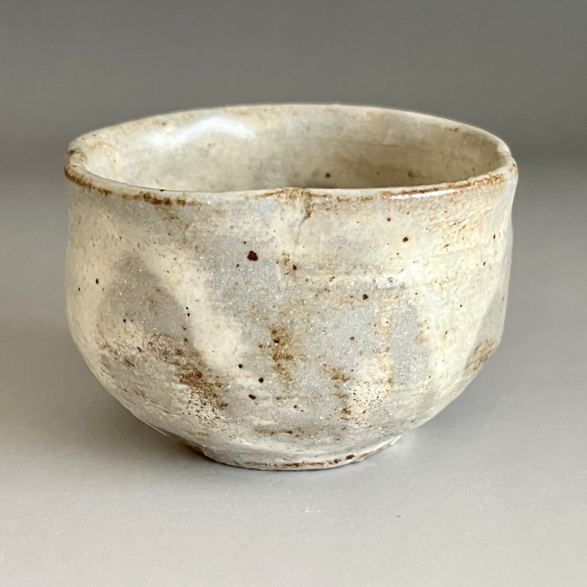 粉引　輪花　酒盃