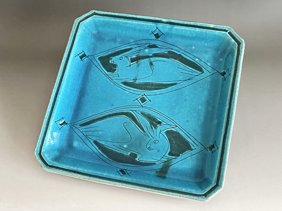 人間国宝 加藤土師萌　孔雀緑兎文　角皿　飾り皿