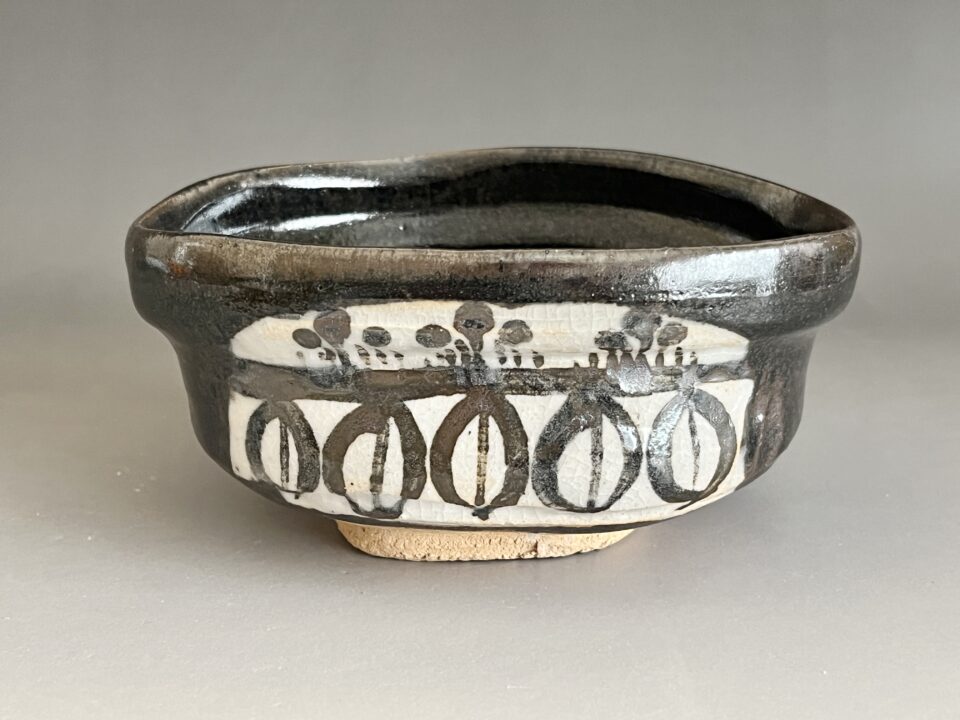 ⚫︎ 林虎男　乙塚窯　黒織部　茶碗　沓形　茶道具