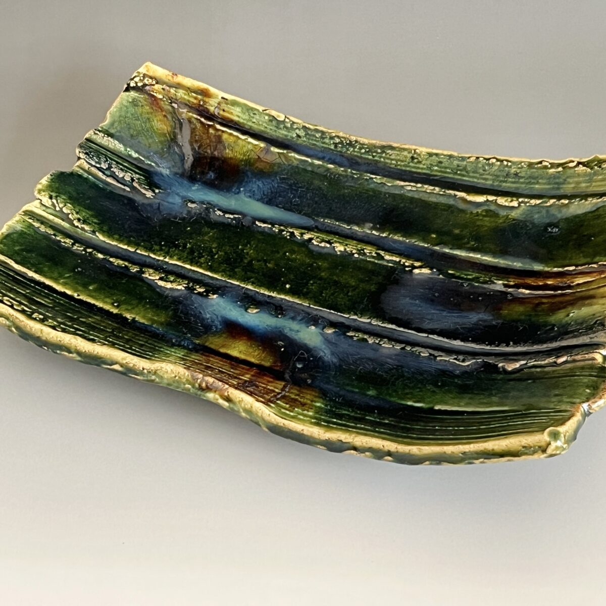 織部　皿　胴径33.5㎝