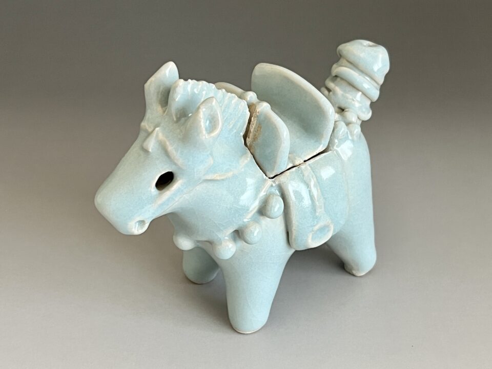 高井進 （師 人間国宝 三浦小平二）　妙高　青磁　古代　馬香合　茶道具　馬形埴輪