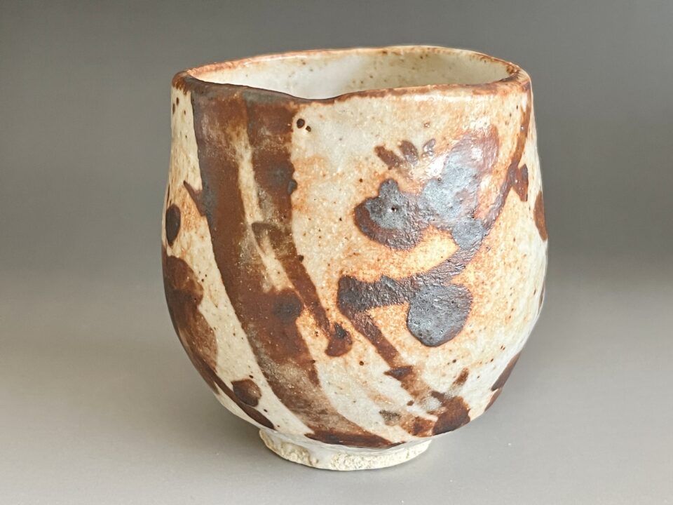 ★ 坪島土平 （師 川喜田半泥子）廣永窯　志野　茶碗　梅絵　筒茶碗　茶道具