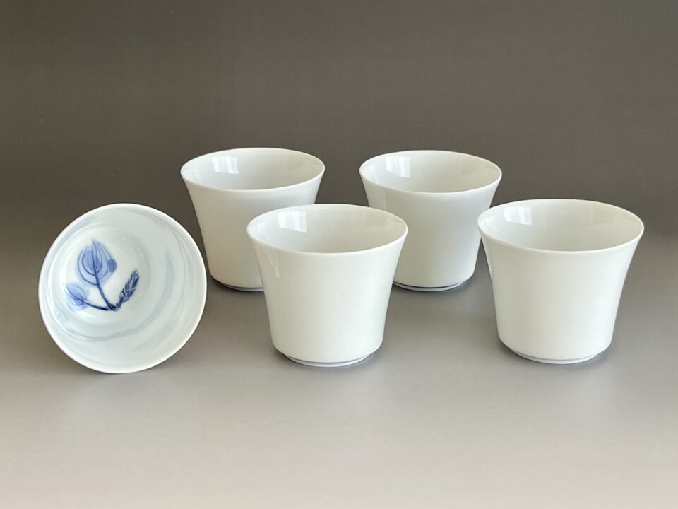 中里末太郎　中里陽山窯　平戸　三河内焼　染付　薄手御茶茶碗　五客　湯呑　湯碗