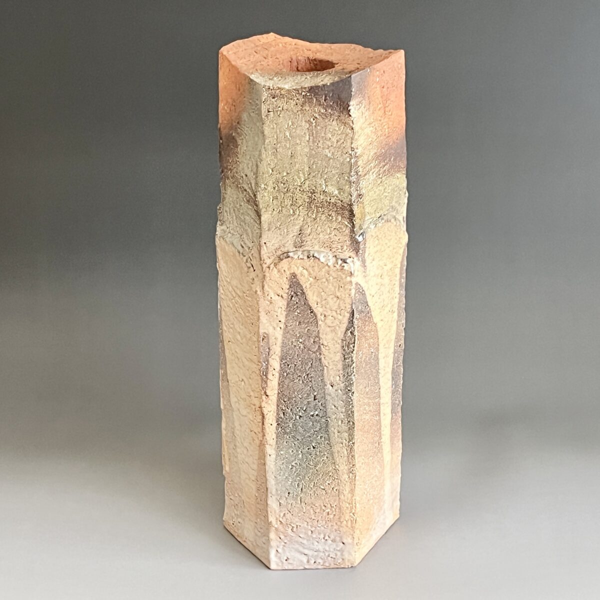 萩炎彩粉引掛　六面花瓶　高さ32.5㎝