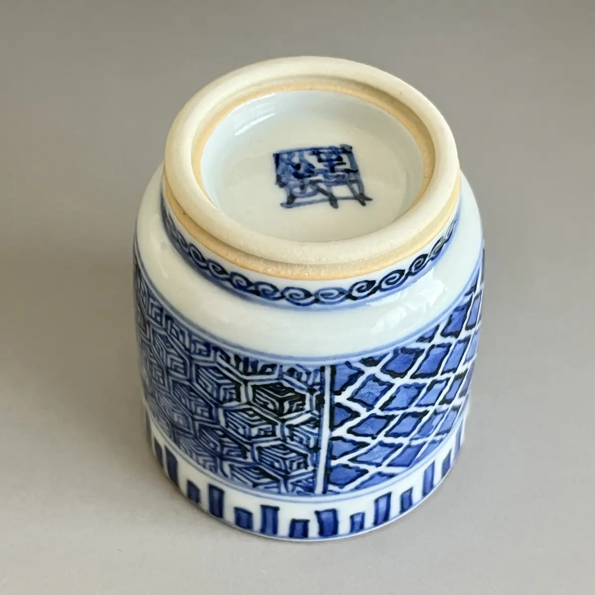 四代 須田菁華 九谷焼 祥瑞ぐい呑 染付 酒盃 酒器 | 陶酔庵 -tousuian-
