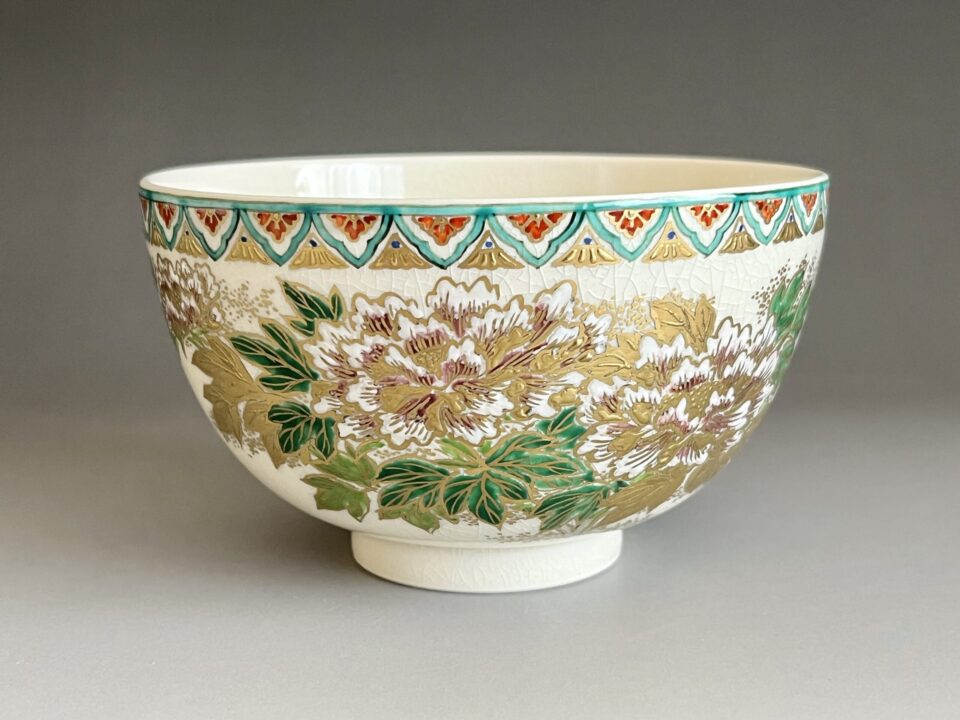 ★ 橋本陶正山　薩摩焼　盛金割　牡丹文茶碗　茶道具