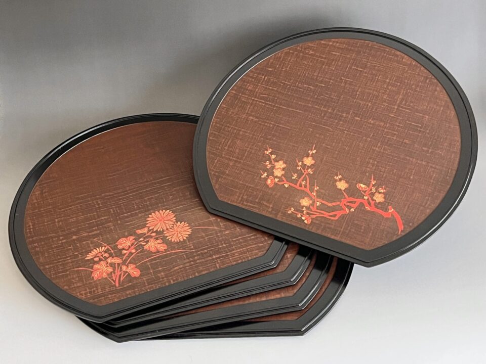 服部俊昇 （俊夫）　漆芸家　四君子蒔絵　会席膳　布目図替わり　五枚　半月膳　懐石　和食器