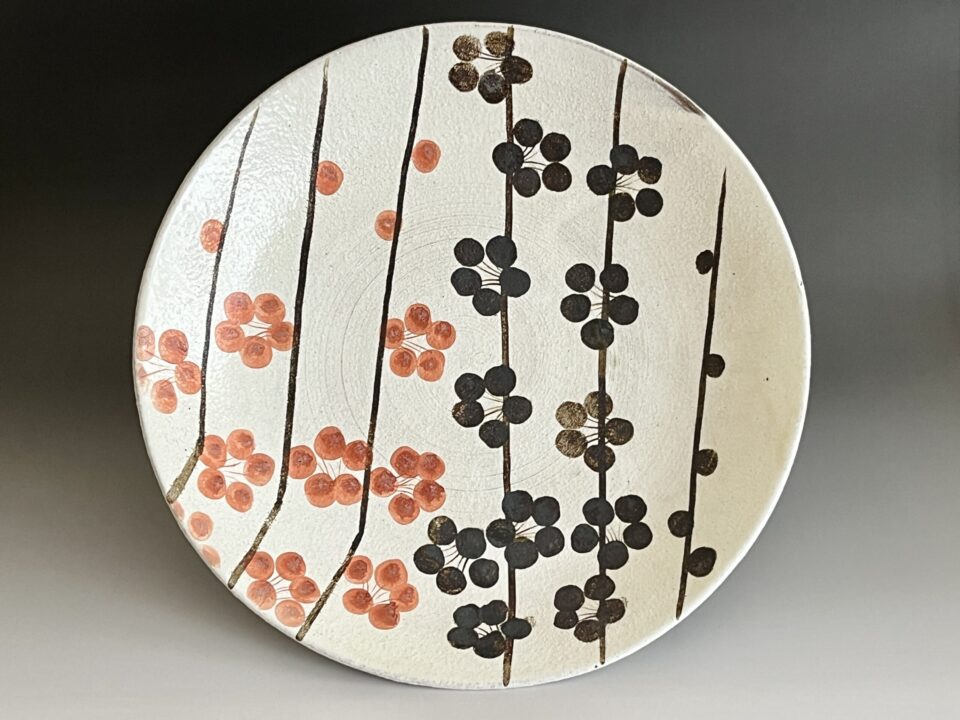浅野陽 （師 富本憲吉、藤本能道） 梅文皿　色絵　大皿　胴径40.0㎝　飾り皿