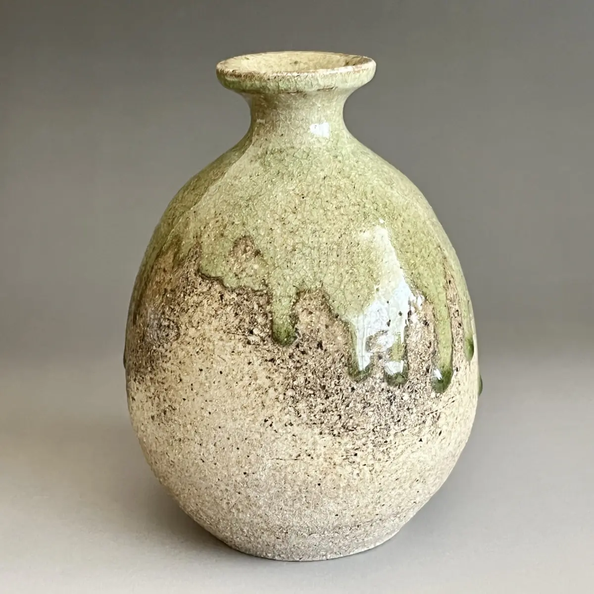 古常滑焼壺◆花生け◆灰釉◆37ｃｍ◆18-07-19-15 江崎一生 常滑焼 灰釉 壷 徳利 花瓶 花入 花器 酒器 | 陶酔庵 -tousuian-