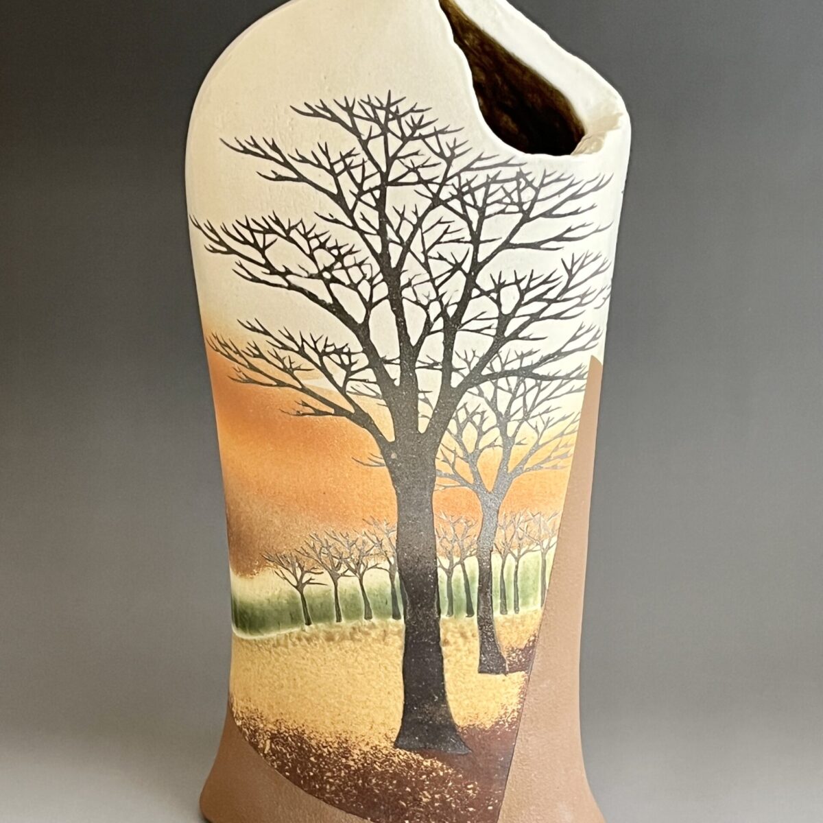 象嵌釉彩　樹木文花瓶　2003年作