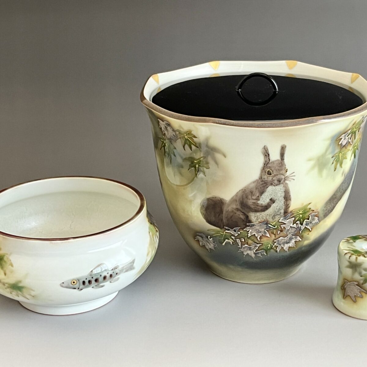 吹描色絵金銀彩　水指 建水 蓋置　皆具