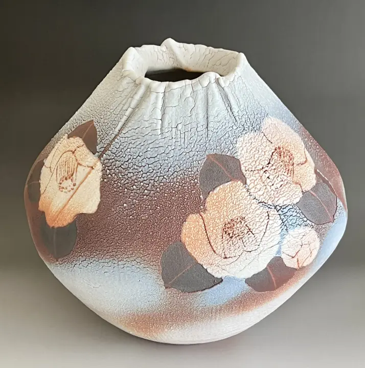 ☆ 加藤豊久 （土代久） 鼡志野椿扁壷 胴径38.5㎝ 出展作 花入 花器