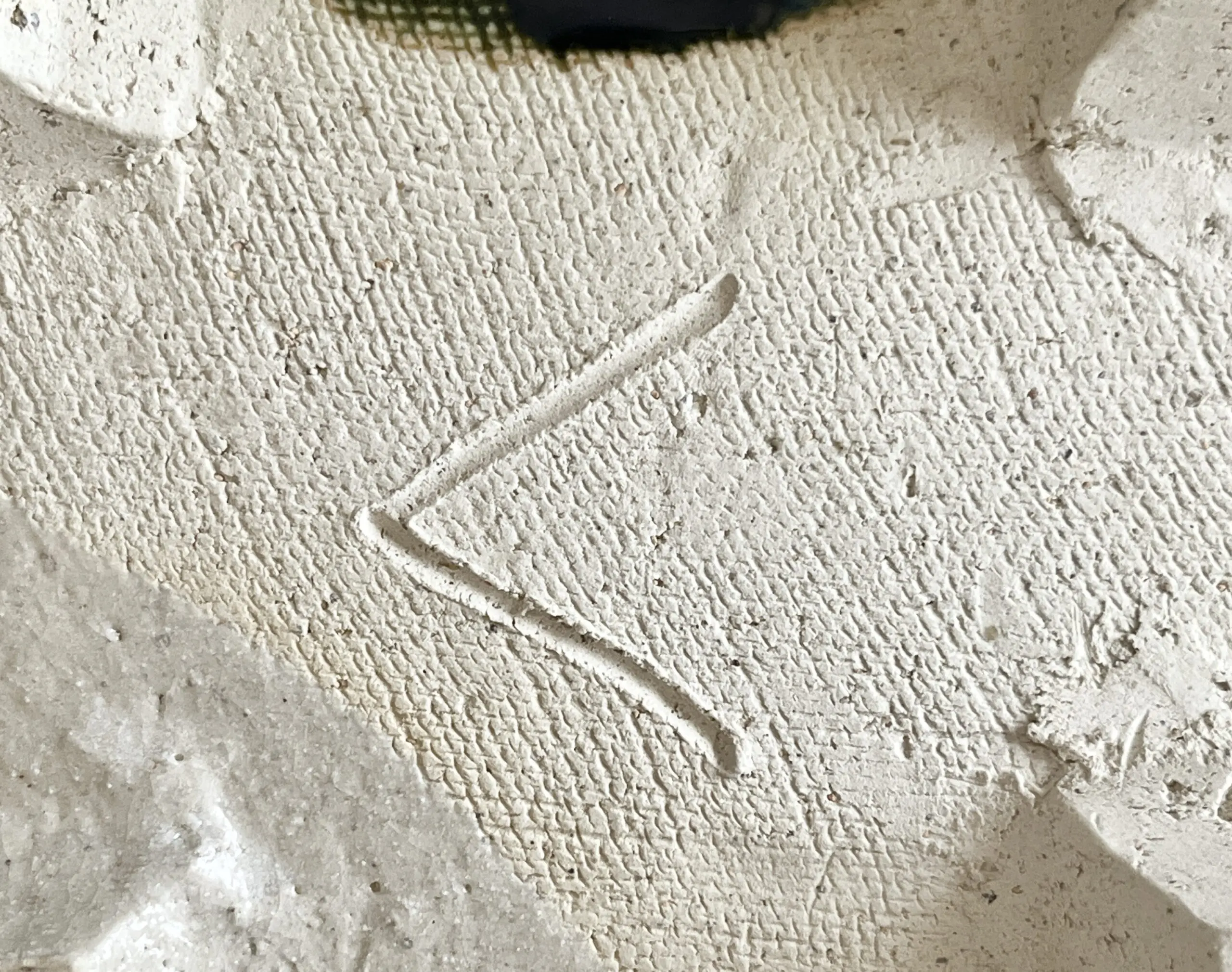 陶印（作印）：底面に『く』の字がございます