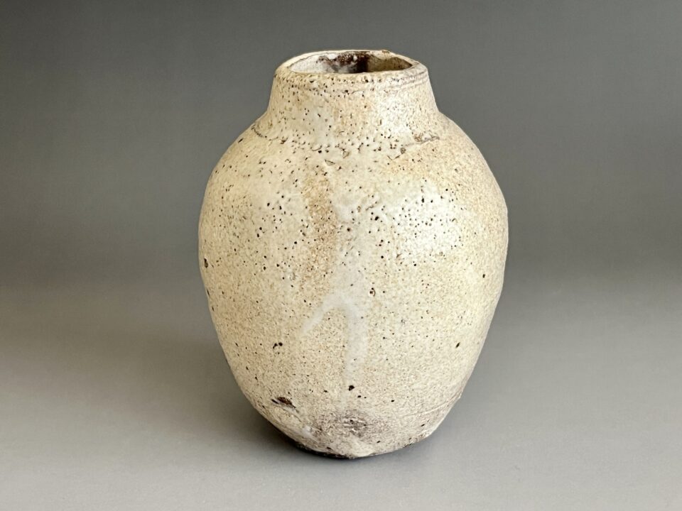 ★ 吉田喜彦 （師 人間国宝 荒川豊蔵） 桃源窯　白小壷　花瓶　花入　花生　花器　茶道具