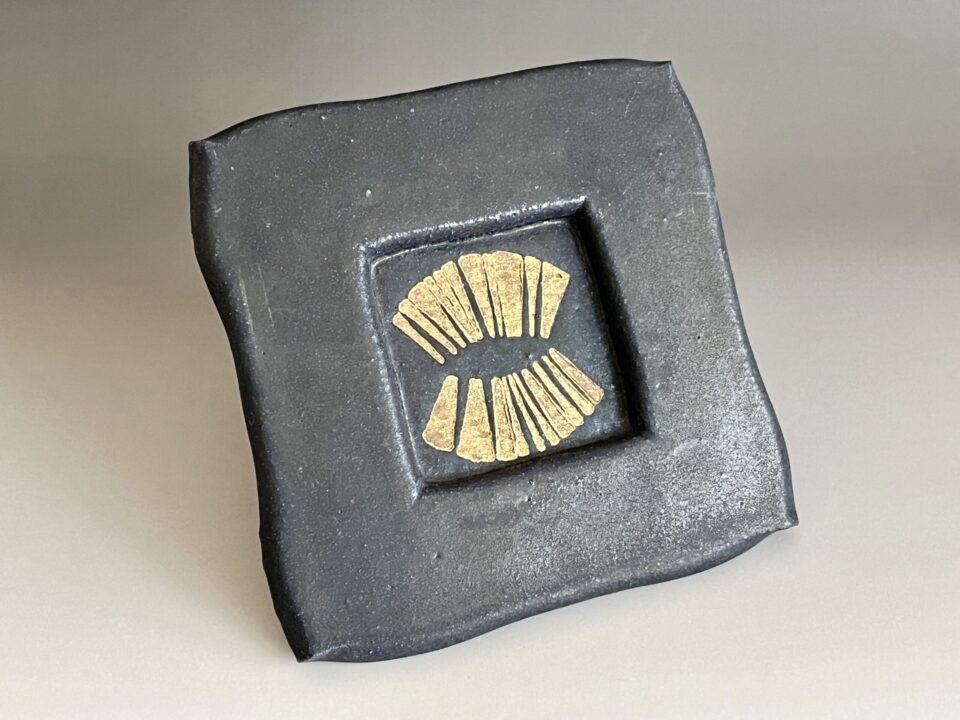 肥沼美智雄　陶板　金彩　壁飾り　オブジェ　出展作品